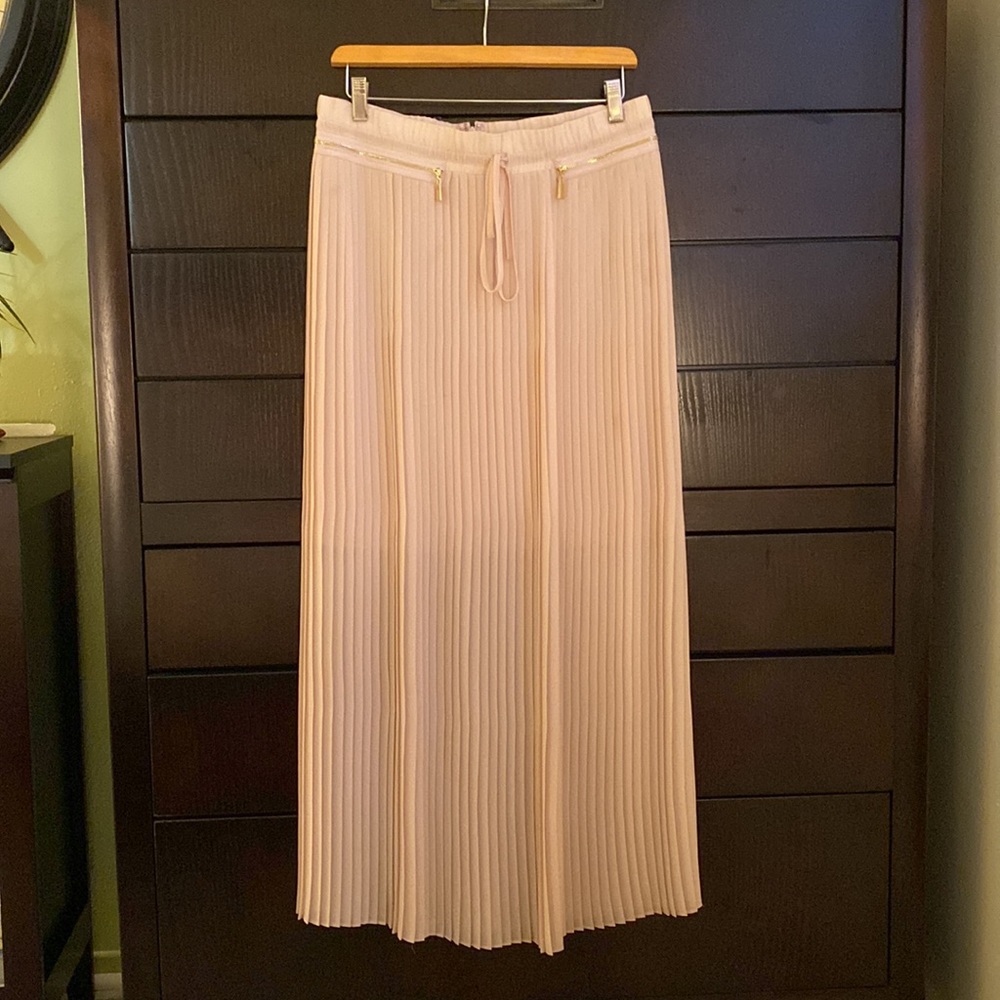 Vince Camuto skirt